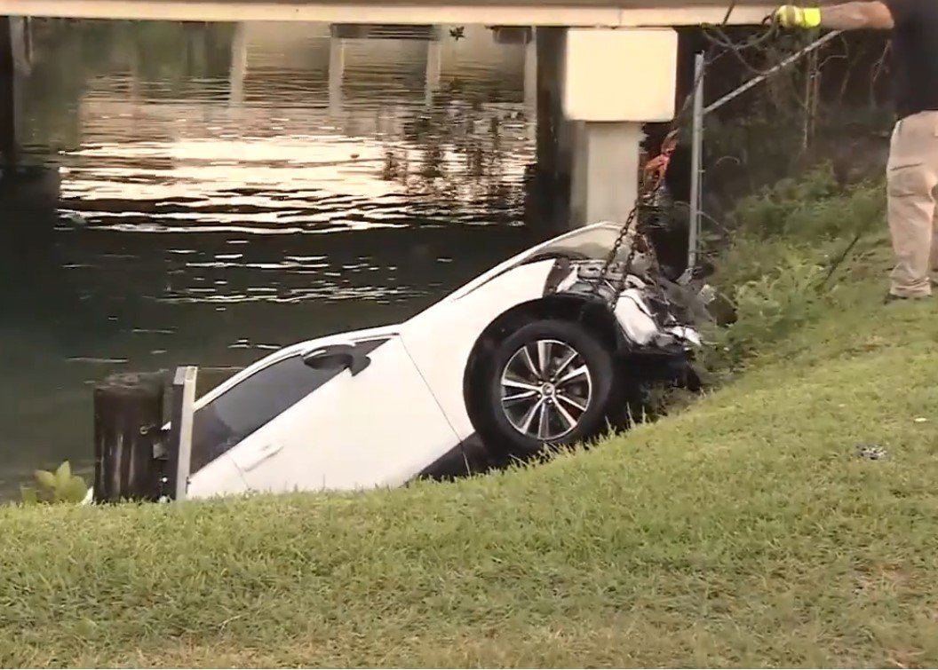 Common Damages to Vehicles that Fall into Bodies of Water